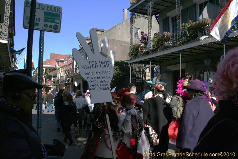Mardi-Gras-Day-French-Quarter-New-Orleans-2010-1562