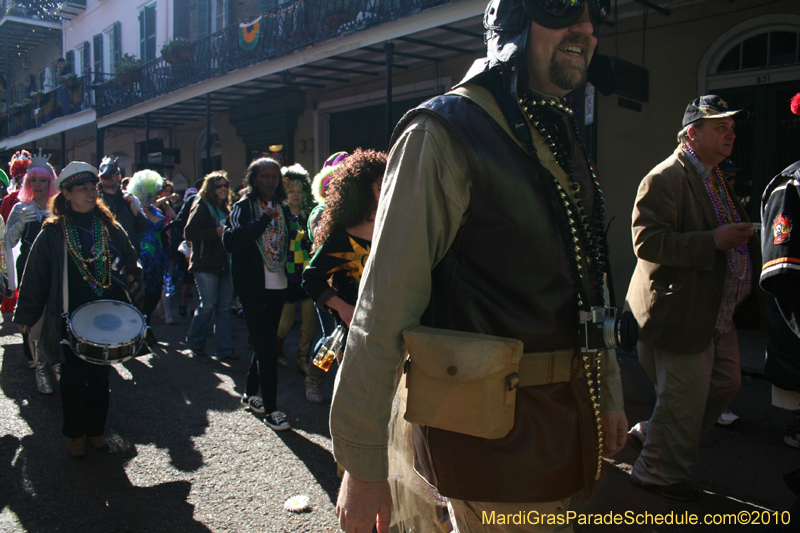 Mardi-Gras-Day-French-Quarter-New-Orleans-2010-1604