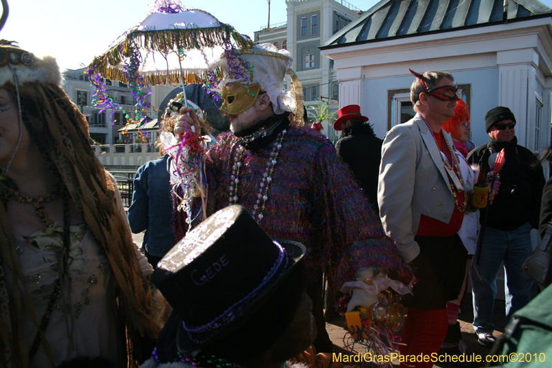 Mardi-Gras-Day-French-Quarter-New-Orleans-2010-1658
