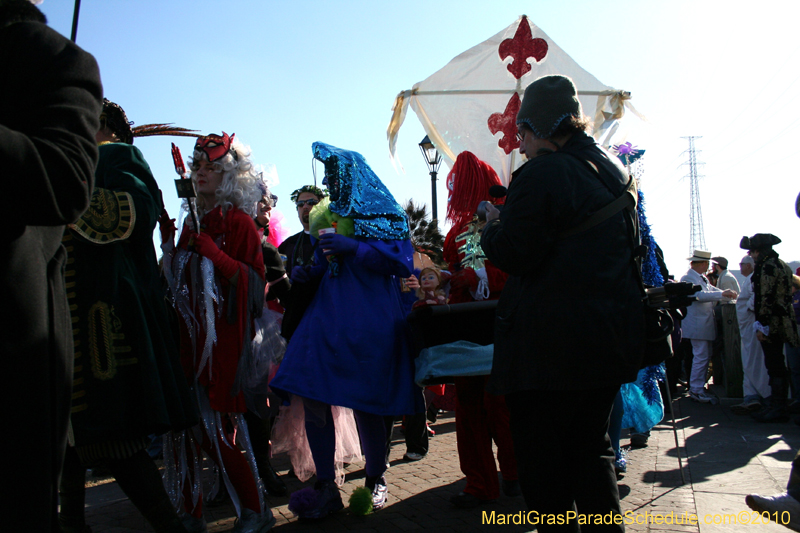 Mardi-Gras-Day-French-Quarter-New-Orleans-2010-1680