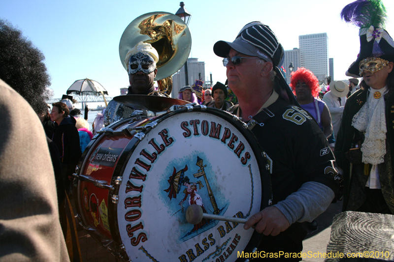 Mardi-Gras-Day-French-Quarter-New-Orleans-2010-1691