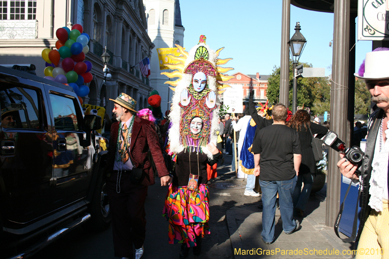 Mardi-Gras-Day-French-Quarter-New-Orleans-2010-1795