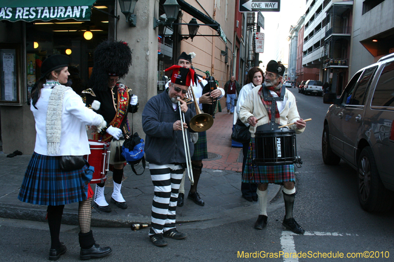 Mardi-Gras-Day-French-Quarter-New-Orleans-2010-1853