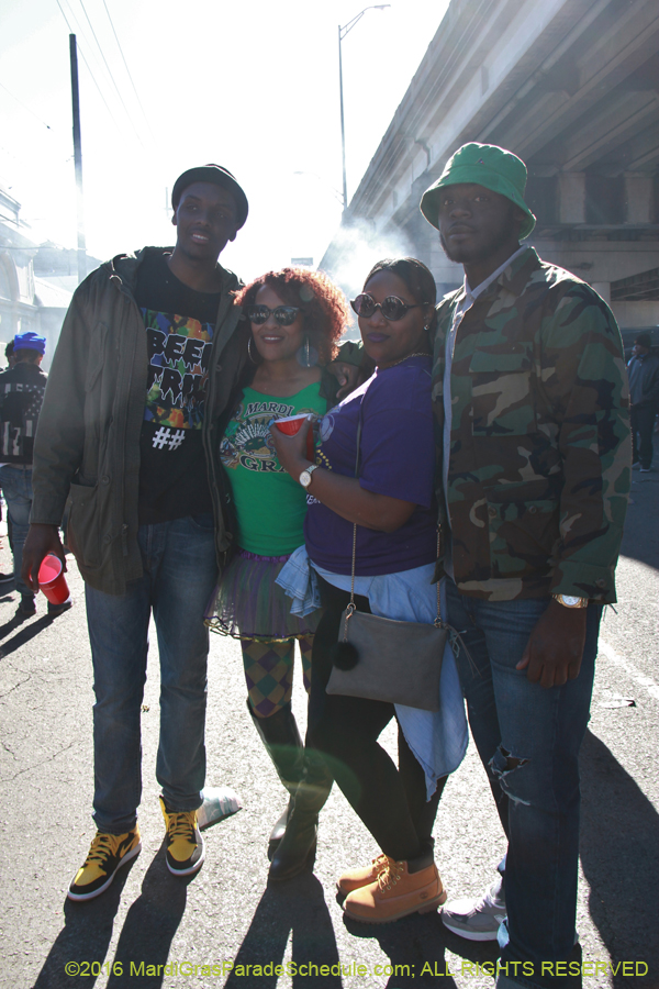 2016-Mardi-Gras-Day-walk015125
