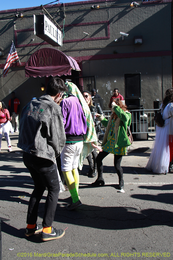 2016-Mardi-Gras-Day-walk015130