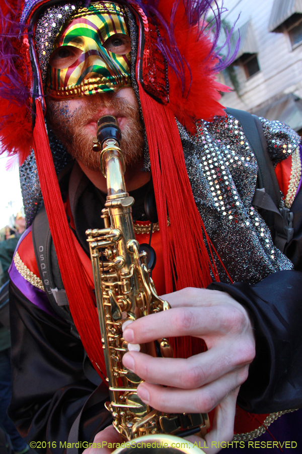 2016-Mardi-Gras-Day-walk015196