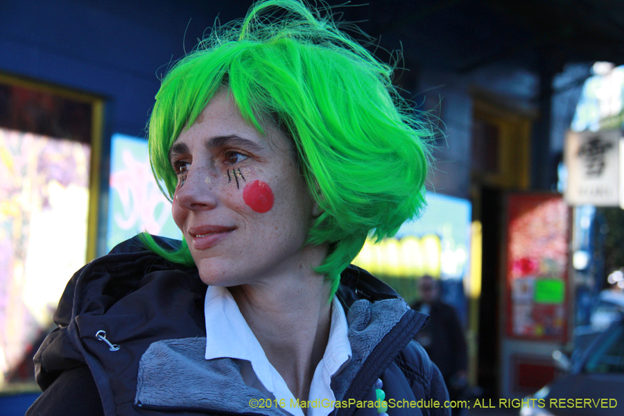 2016-Mardi-Gras-Day-walk015212