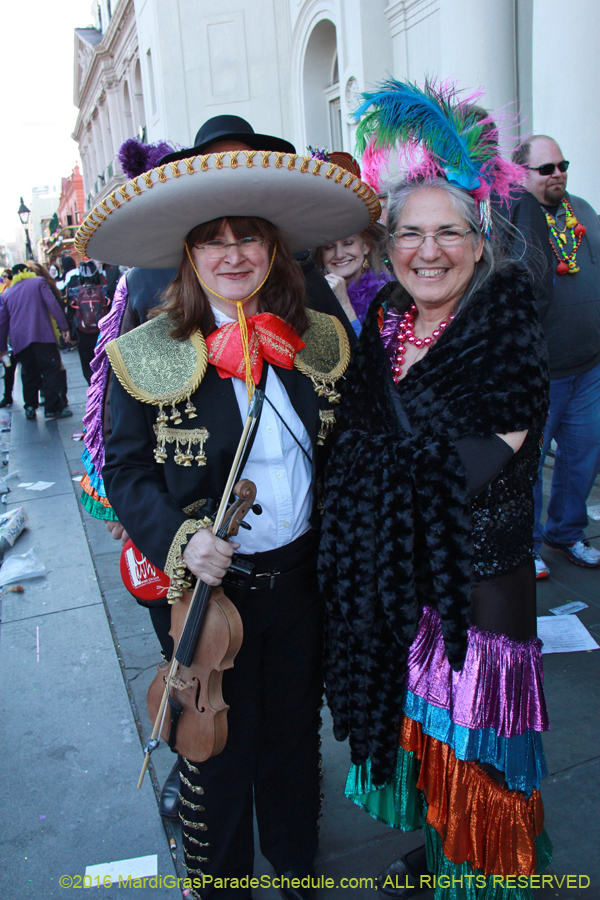2016-Mardi-Gras-Day-walk015320