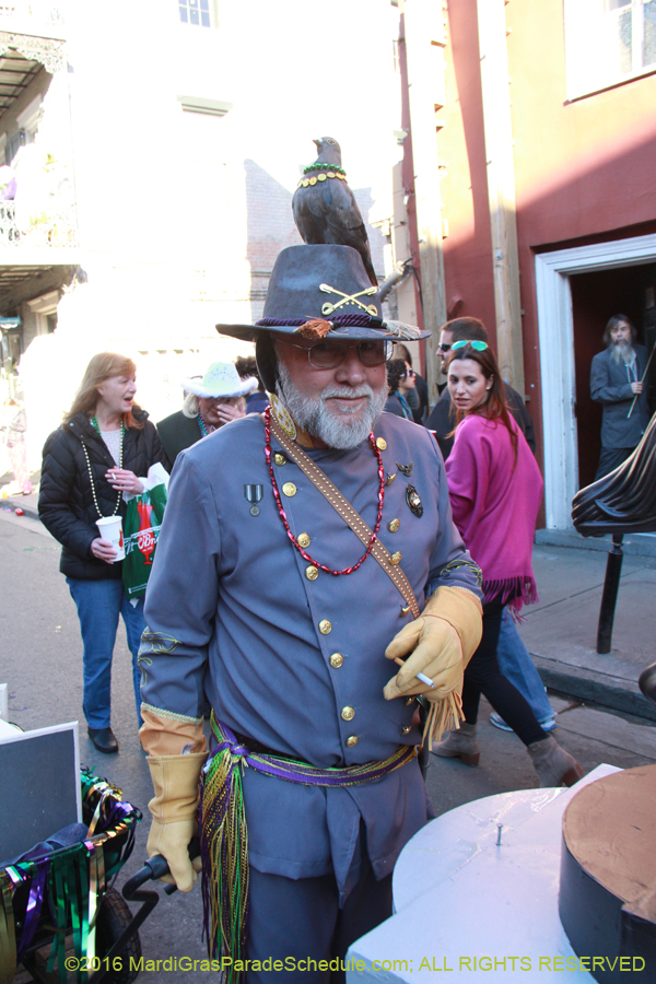 2016-Mardi-Gras-Day-walk015420