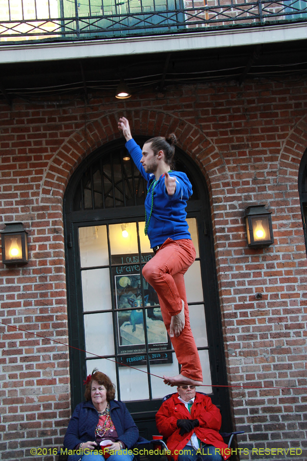 2016-Mardi-Gras-Day-walk015445