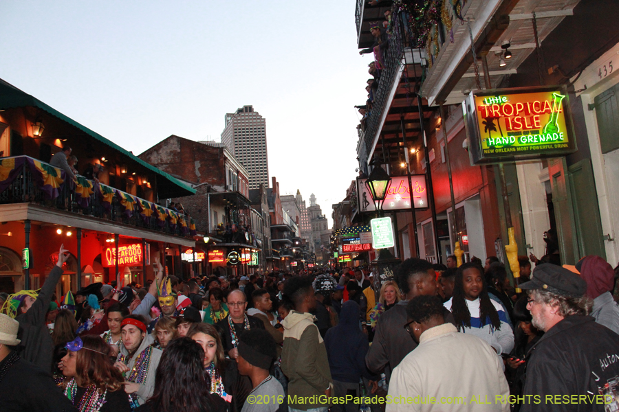 2016-Mardi-Gras-Day-walk015513