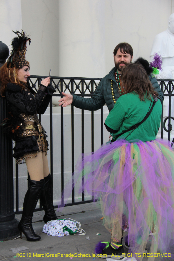 Mardi-Gras-Day-Stroll-2019-011706
