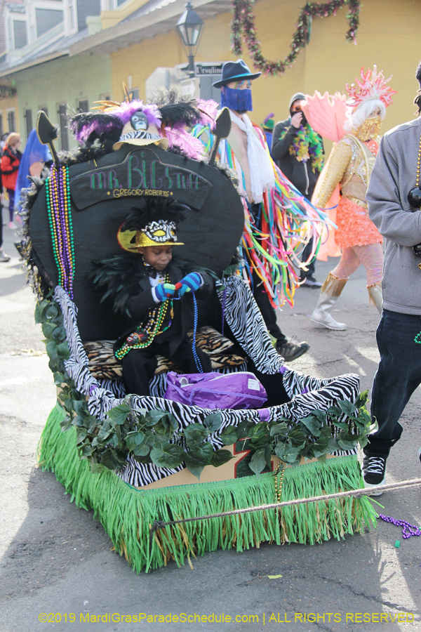 Mardi-Gras-Day-Stroll-2019-011740