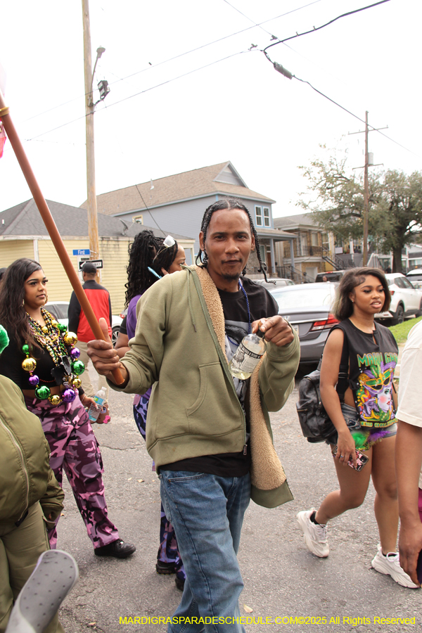 Mardi-Gras-Day-Strolling-2025-3273