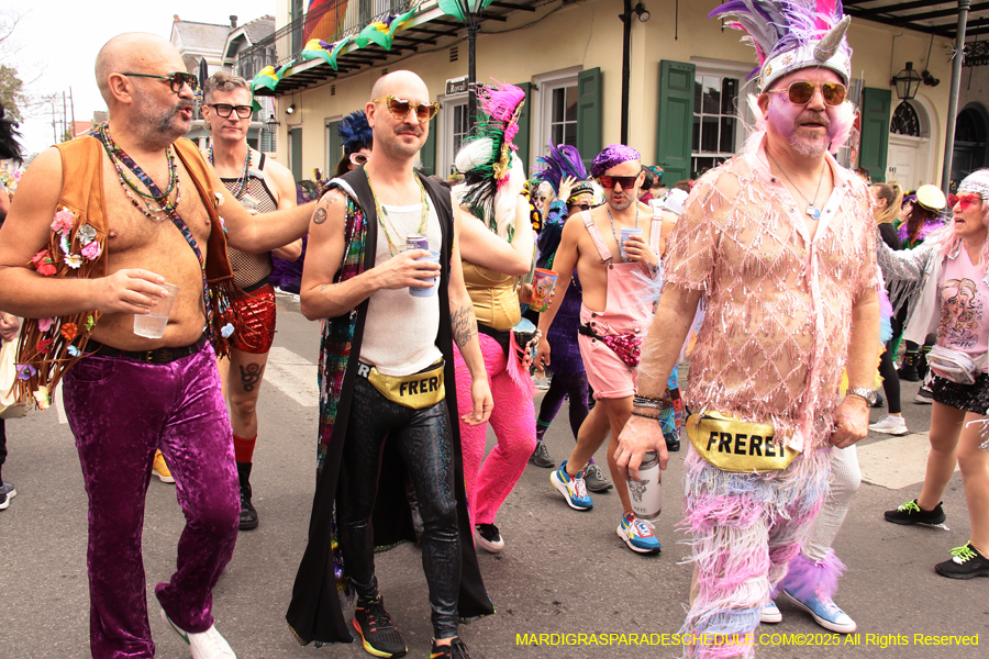 Mardi-Gras-Day-Strolling-2025-3287