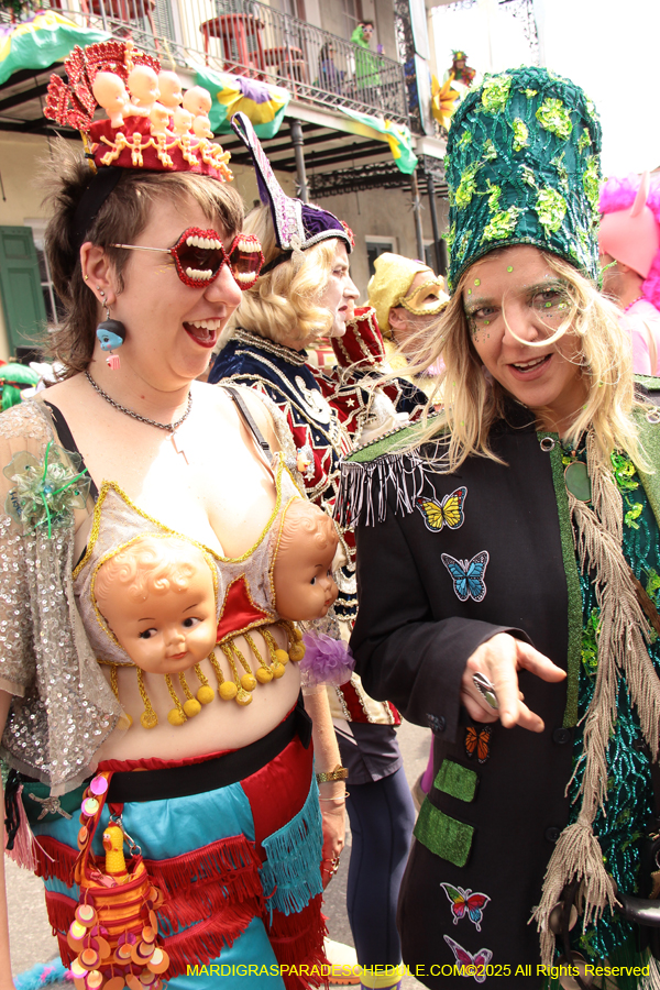 Mardi-Gras-Day-Strolling-2025-3301