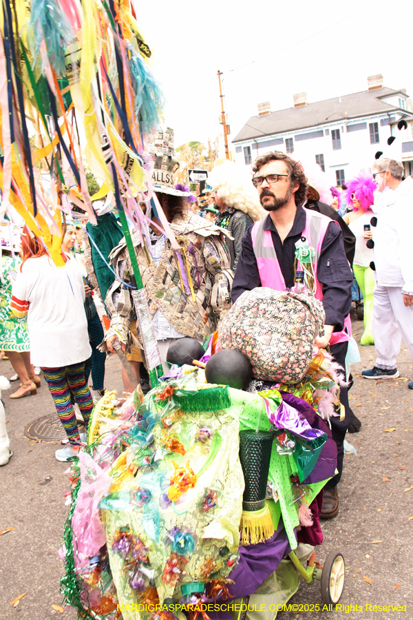 Mardi-Gras-Day-Strolling-2025-3325