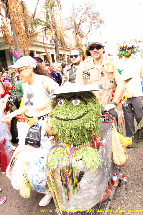 Mardi-Gras-Day-Strolling-2025-3334