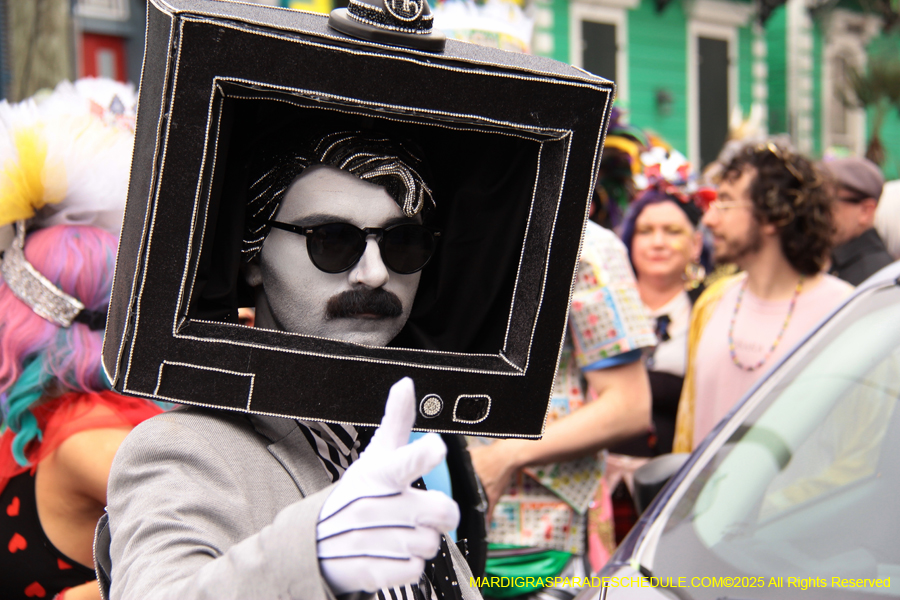 Mardi-Gras-Day-Strolling-2025-3381