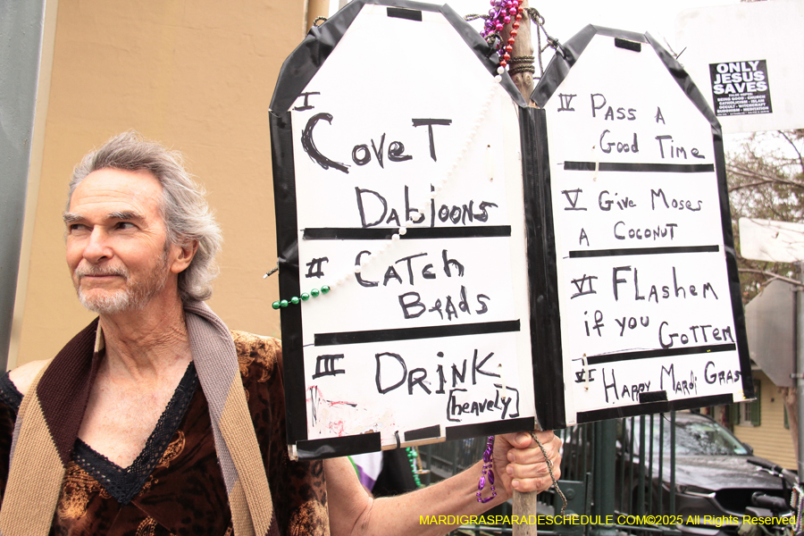 Mardi-Gras-Day-Strolling-2025-3463