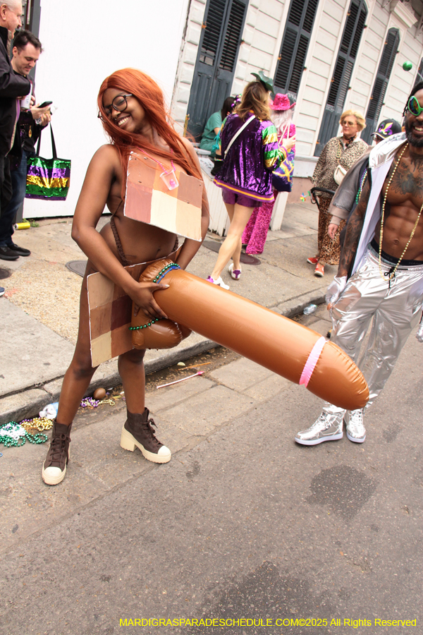 Mardi-Gras-Day-Strolling-2025-3468