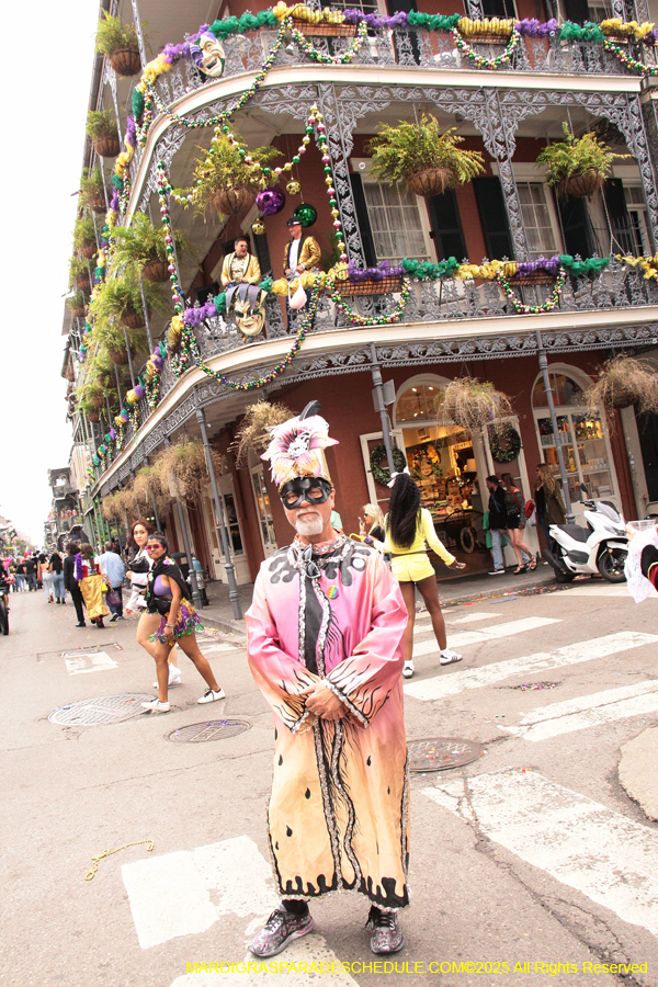 Mardi-Gras-Day-Strolling-2025-3487