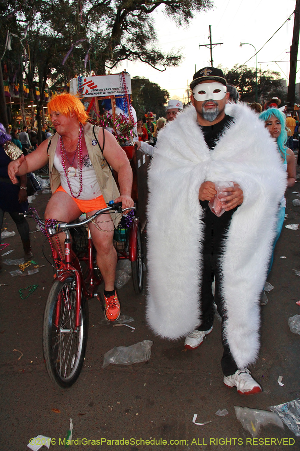 2016-Box-of-Wine-013402