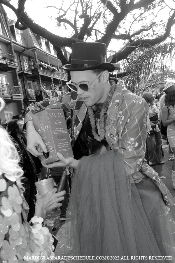 Box-of-Wine-00057-2022