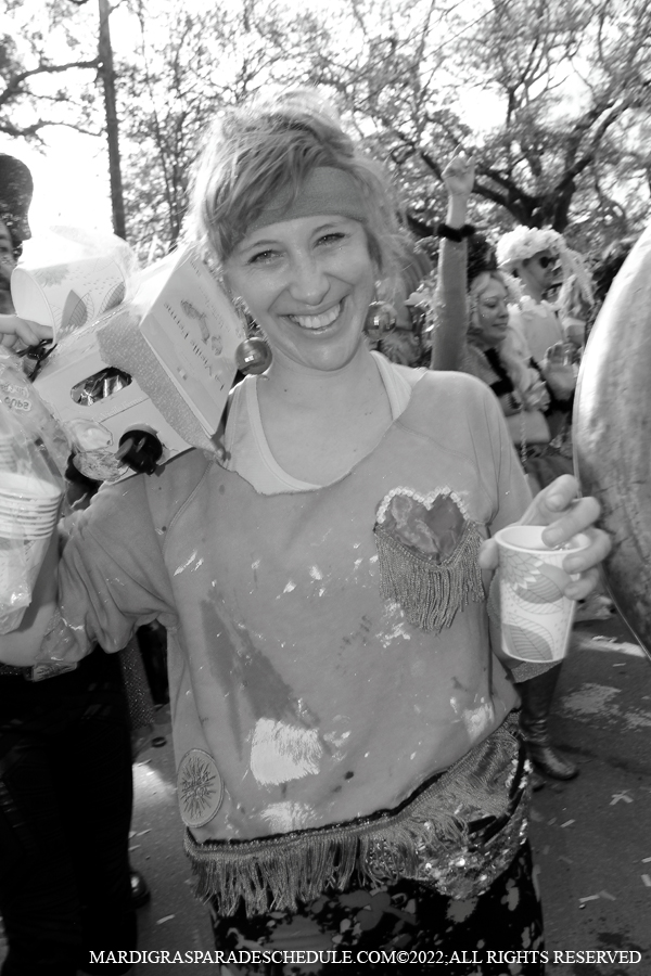 Box-of-Wine-00075-2022