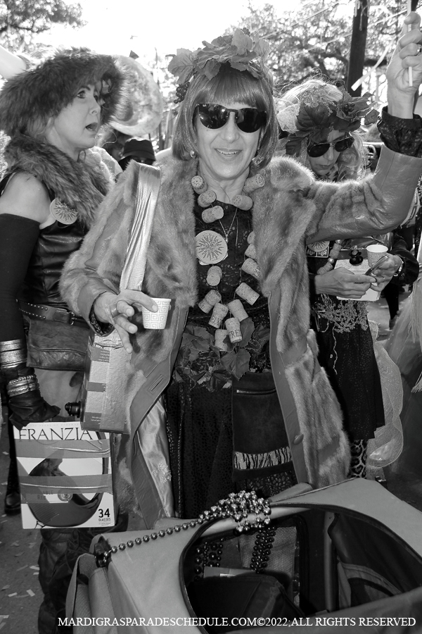 Box-of-Wine-00094-2022