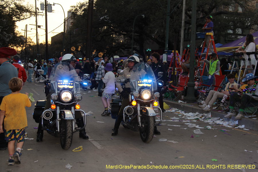 Box-of-Wine-2025-2084