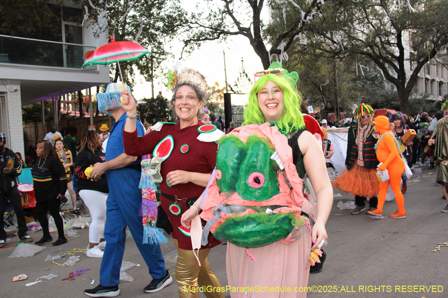 Box-of-Wine-2025-2091