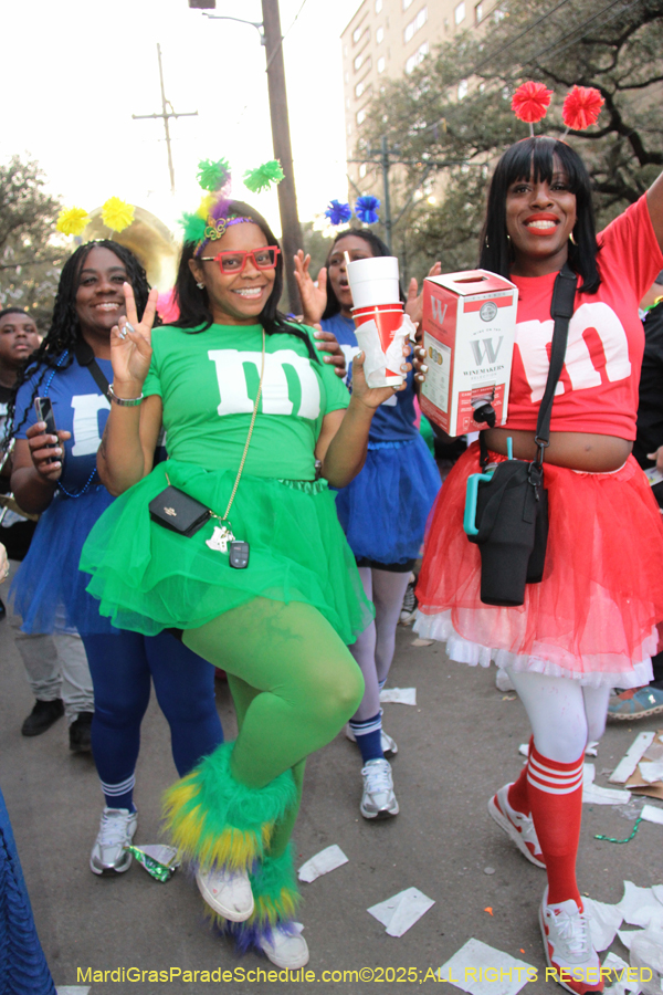 Box-of-Wine-2025-2101