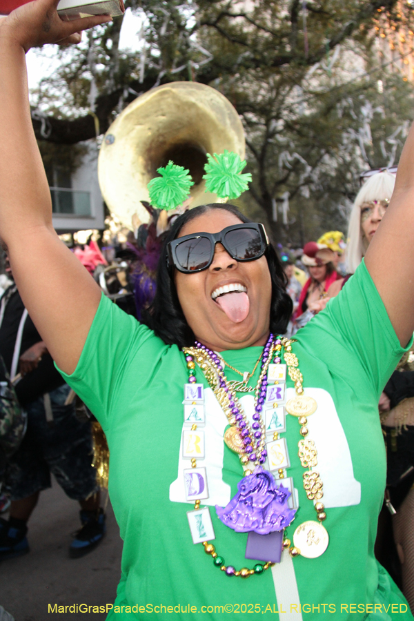 Box-of-Wine-2025-2104