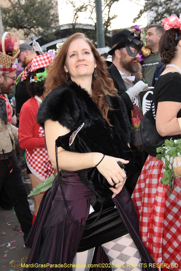 Box-of-Wine-2025-2138