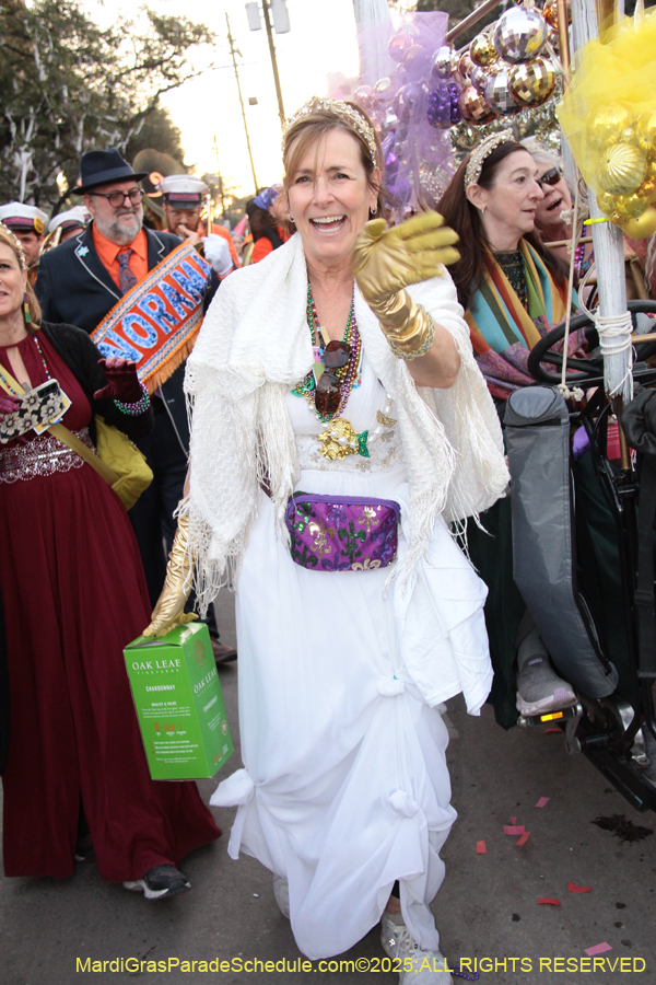 Box-of-Wine-2025-2141