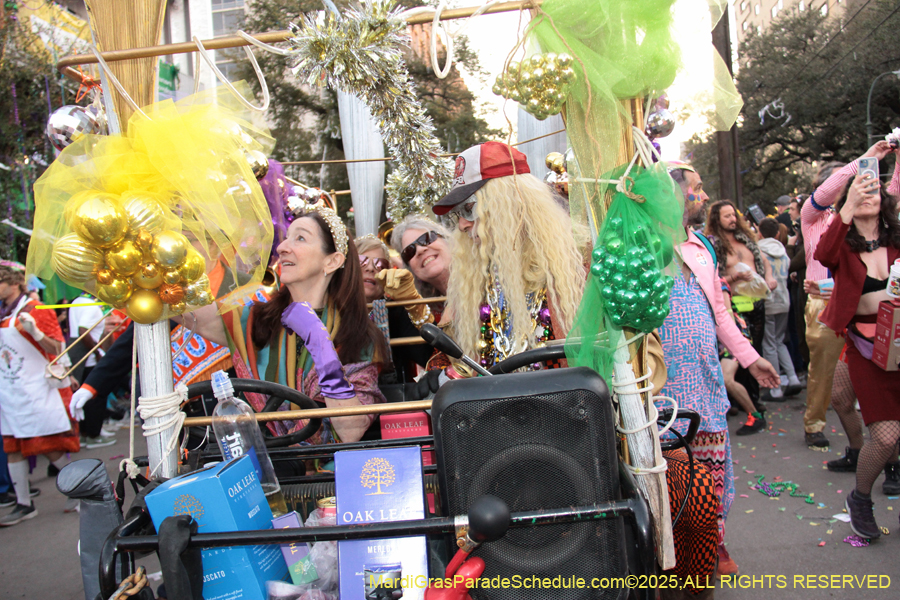 Box-of-Wine-2025-2143