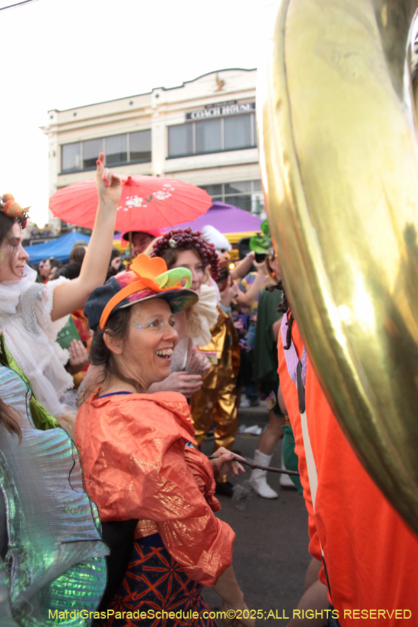 Box-of-Wine-2025-2162