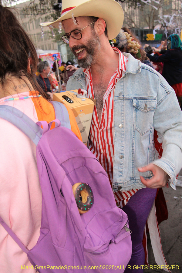 Box-of-Wine-2025-2223