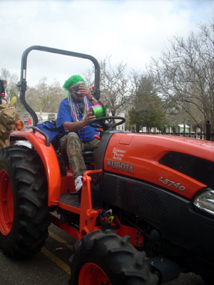 Covington-Lions-Club-2008-Mardi-Gras-Day-Parade-019