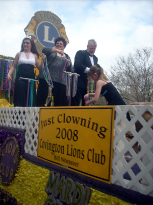 Covington-Lions-Club-2008-Mardi-Gras-Day-Parade-020