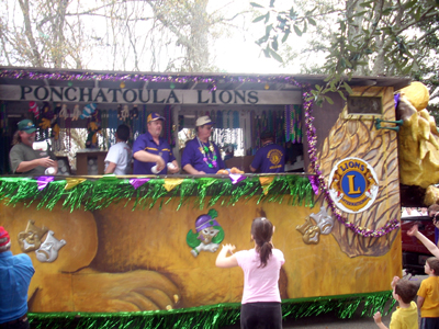 Covington-Lions-Club-2008-Mardi-Gras-Day-Parade-025