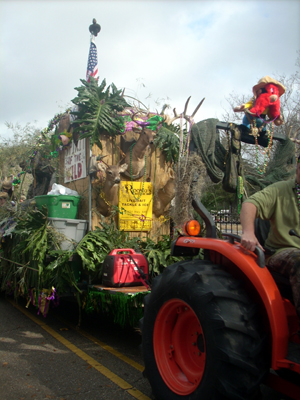 Covington-Lions-Club-2008-Mardi-Gras-Day-Parade-055