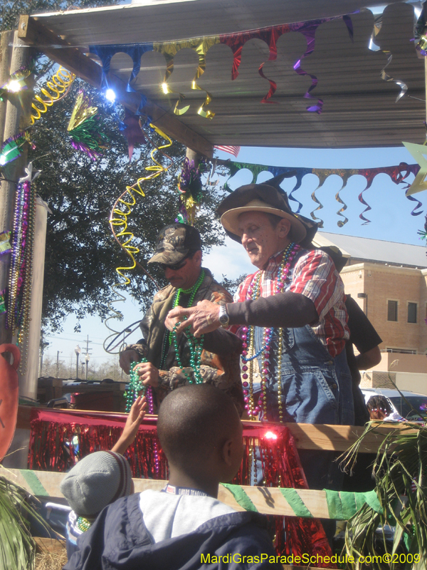 2009-Covington-Lions-Club-Mardi-Gras-Covington-Louisiana-1049