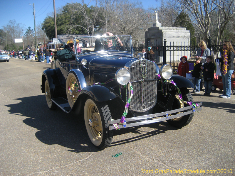 Covington-Lions-Club-Krewe-of-Covington-Mardi-Gras-Day-007