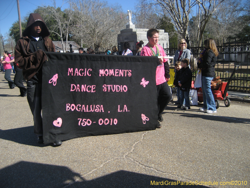 Covington-Lions-Club-Krewe-of-Covington-Mardi-Gras-Day-034