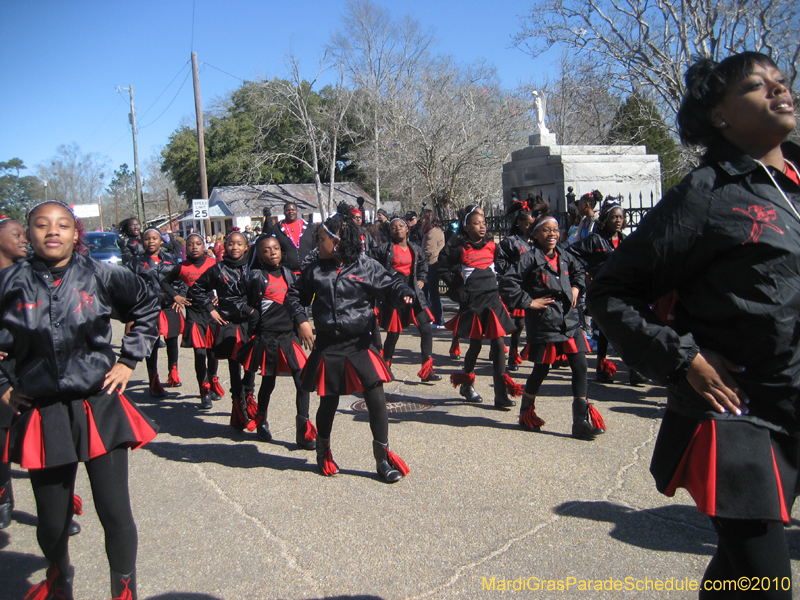 Covington-Lions-Club-Krewe-of-Covington-Mardi-Gras-Day-050
