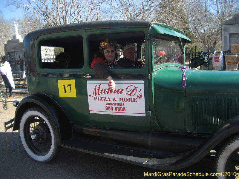 Covington-Lions-Club-Krewe-of-Covington-Mardi-Gras-Day-056