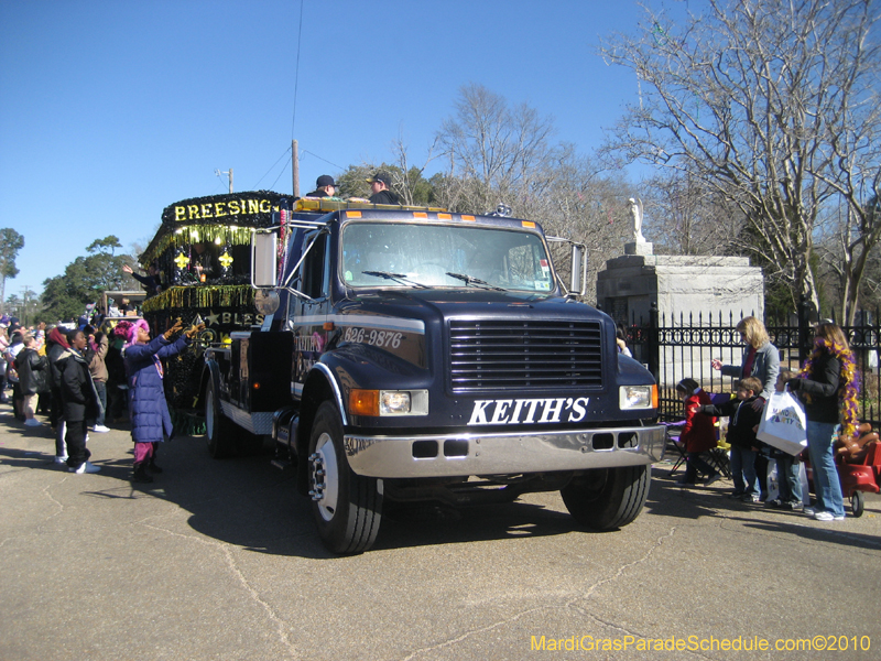 Covington-Lions-Club-Krewe-of-Covington-Mardi-Gras-Day-061