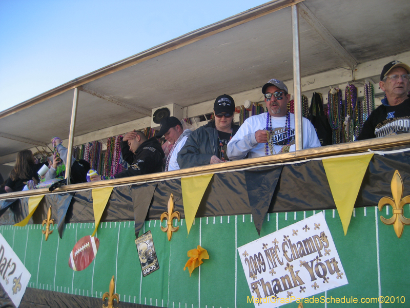 Covington-Lions-Club-Krewe-of-Covington-Mardi-Gras-Day-069